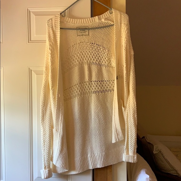 Sweater - Picture 1 of 2